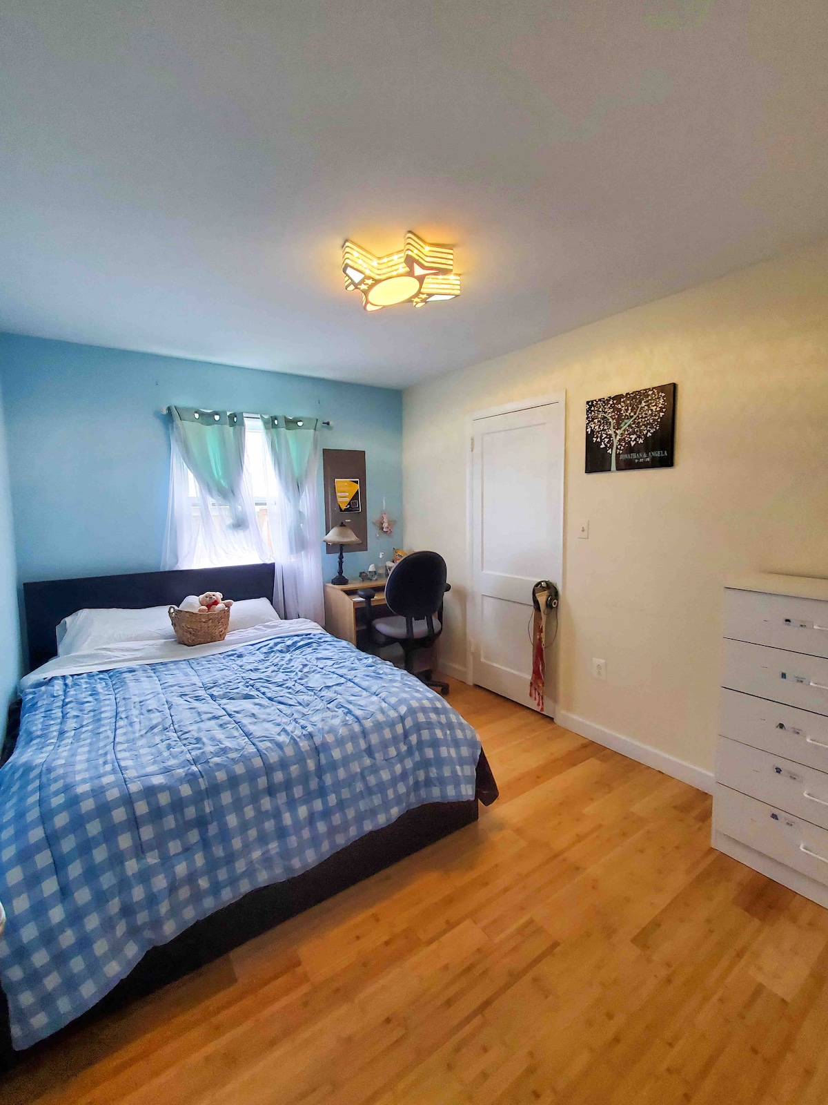 غرفة نوم الضيف 1