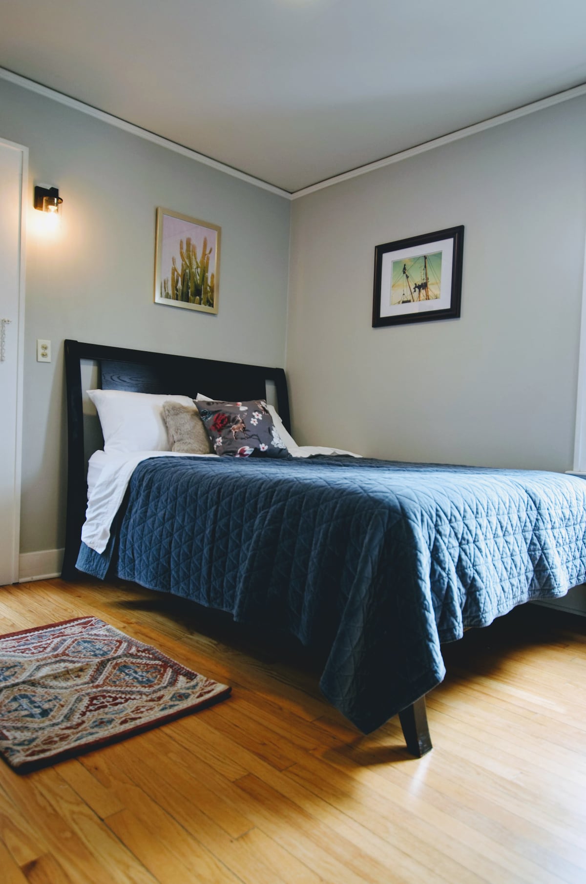 Dormitorio #1 - Cama tamaño queen - la habitación Cactus