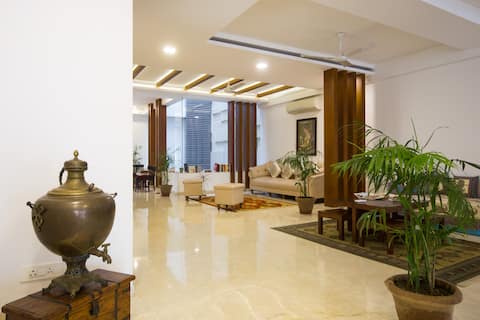 Homester27 | 4 BR | Centrally Located | Spacious