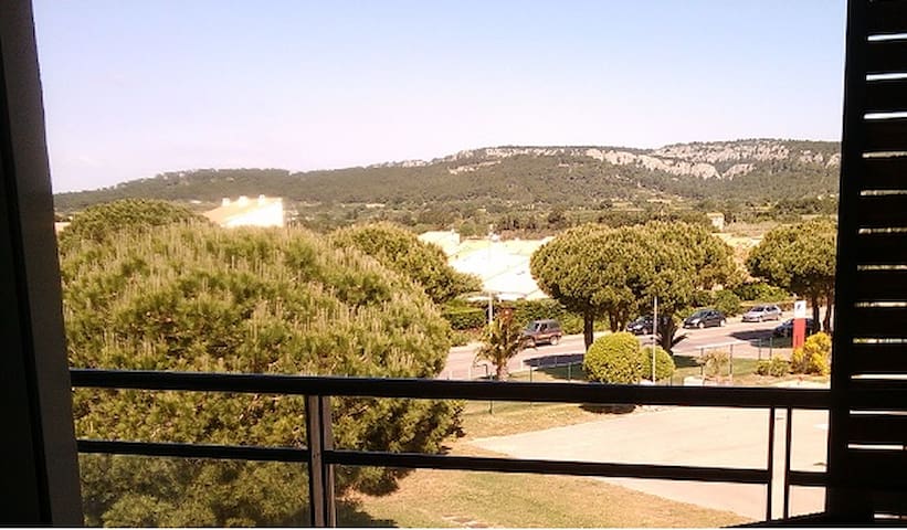 Charmant T2 sécurisé tout proche de la plage