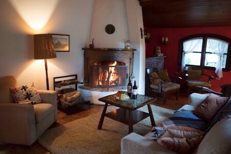 Casa aconchegante ao lado do centro de Monte Verde