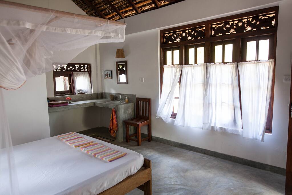 Deluxe Cabana, sleeps 2