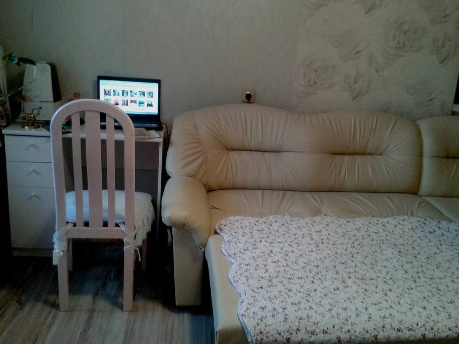 bed and desk