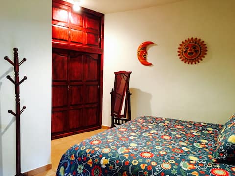 Popular Airbnb listing: Fully equipped colonial-style apartment. in Guanajuato