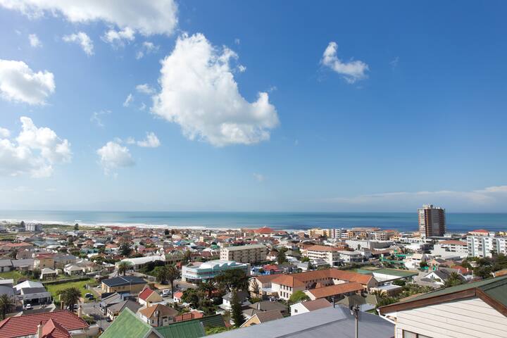 entire home blue horizon gallery image 3