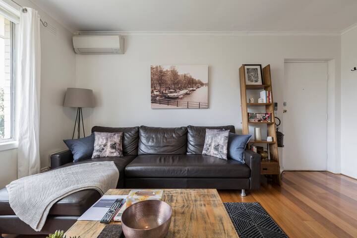 Fabulous 2 Bedroom Apt in Trendy Brunswick East!
