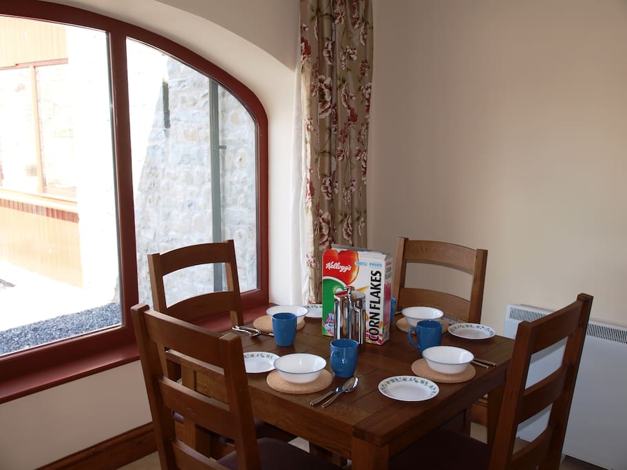 Fully equipped for dining