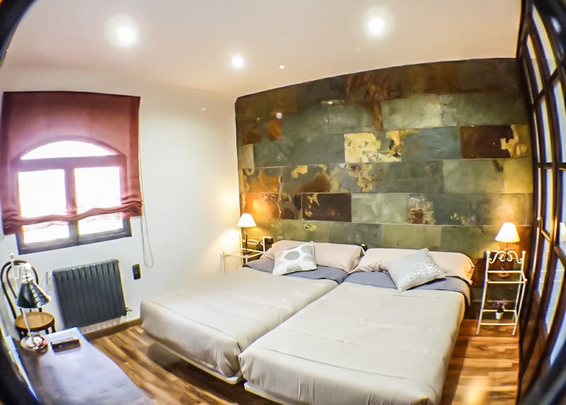 Dvokrevetna spavaća soba s pogledom, prvi kat