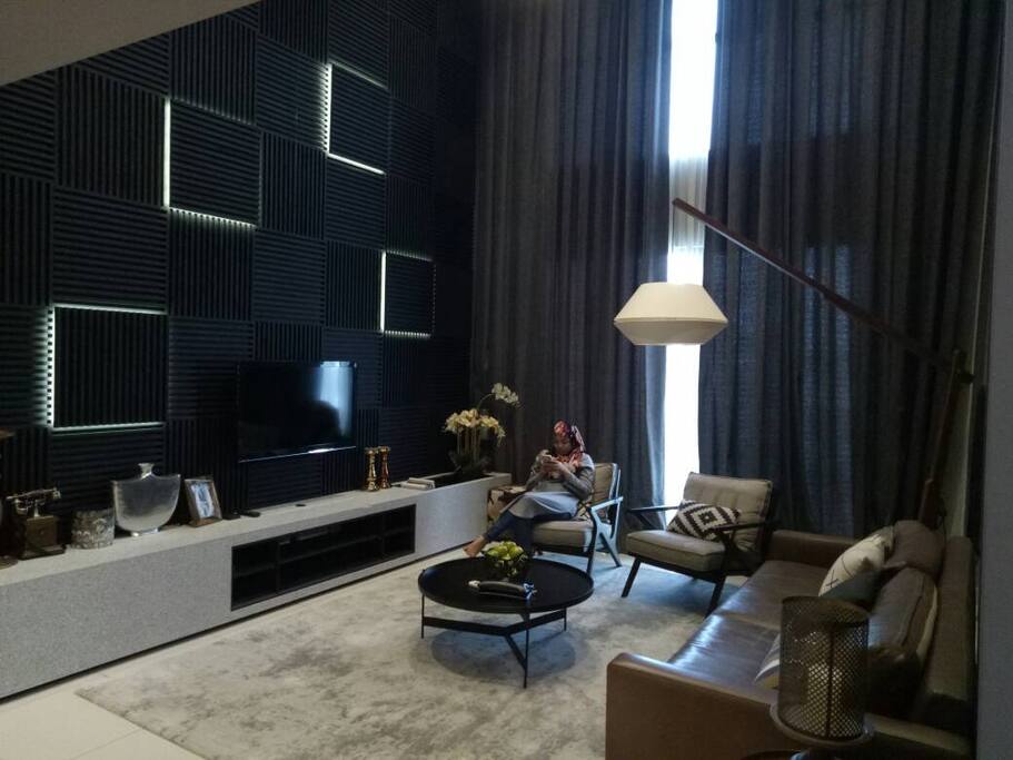 LIVING ROOM DOWNSTAIRS