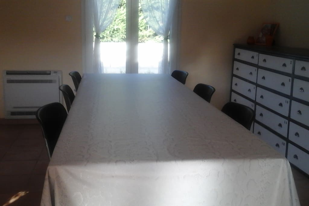 Grande table