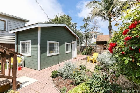 Tiny Home in the midst of Oakland & Emeryville