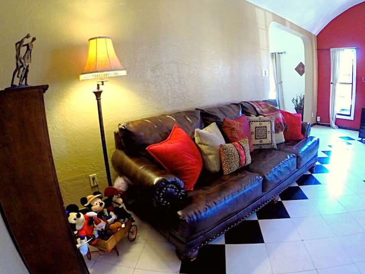 Beautiful 3 bedroom 2 Bathroom House in South Bay