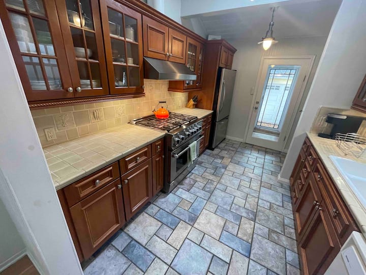 Charming Sherman Oaks house