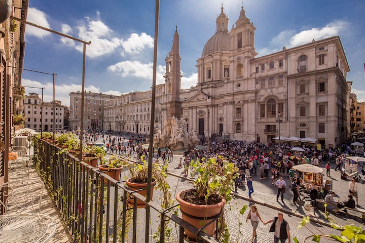 Navona, 3 bedrooms, unique and spectacular view