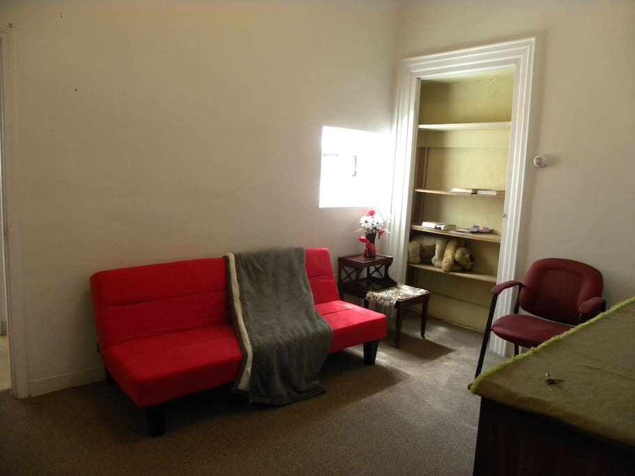 Additional Room with Futon Bed