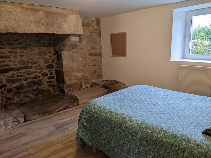 Dhoma e katërt e gjumit me një krevat 1m90 me 1m40