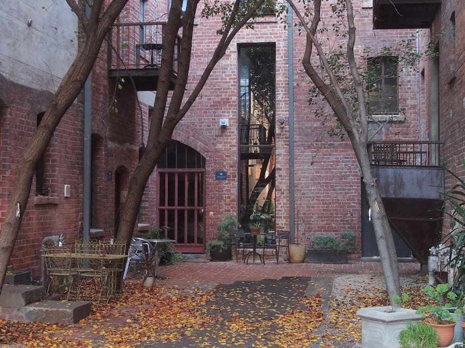 Entrance to the apartment - a lovely place to sit