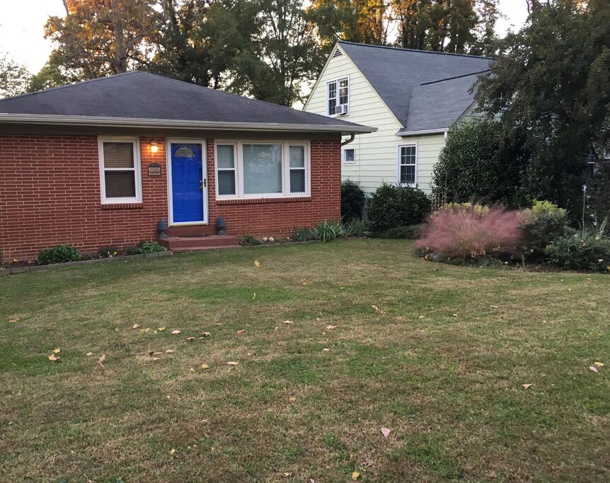 Does the bright blue door will make the house easy to find?