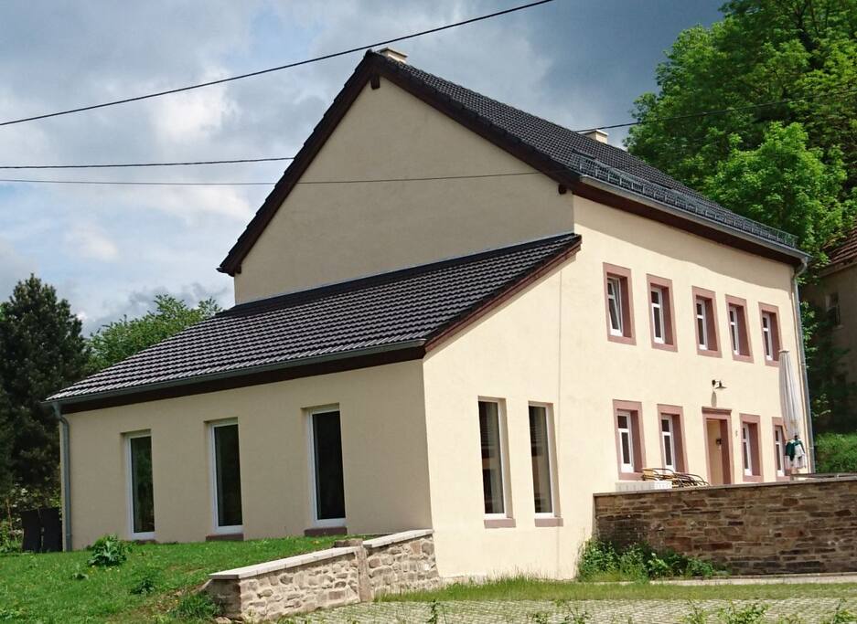 Ferienhaus Eifel Landhaus Enztal mit der Ferienwohnung Schwalbennest