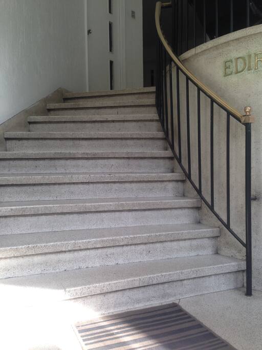 Acceso a Hall de Ascensor