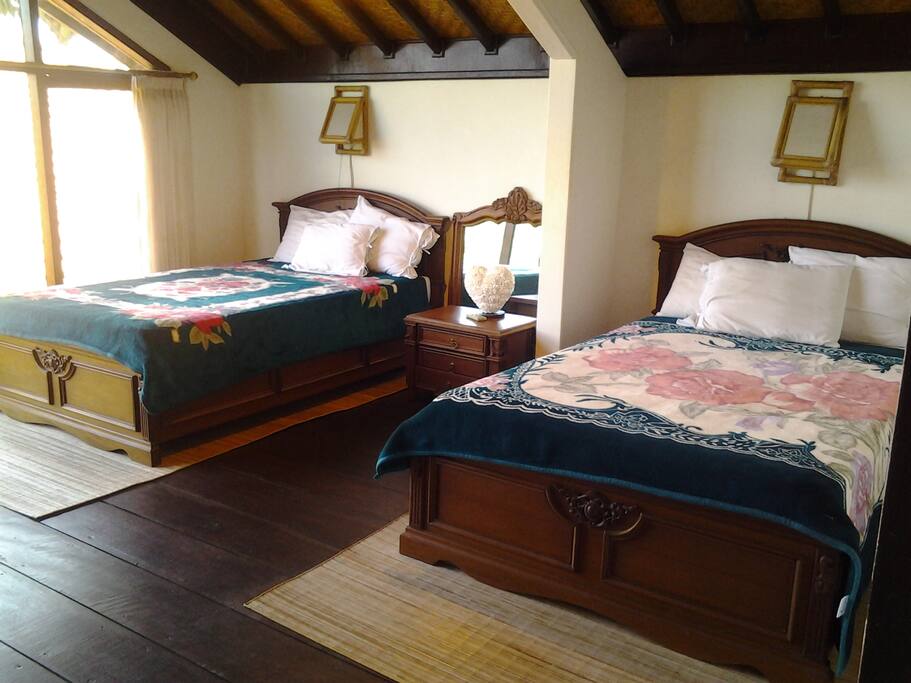 Double room with a/c and views. On top floor.