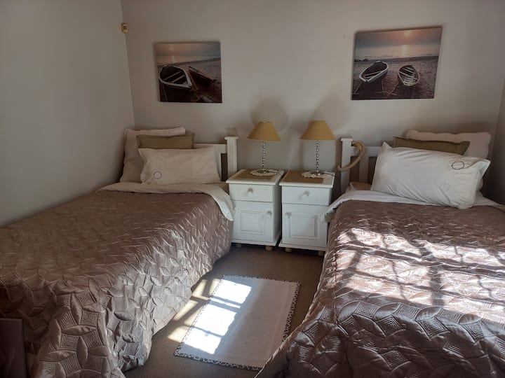 主屋- Linda 's room