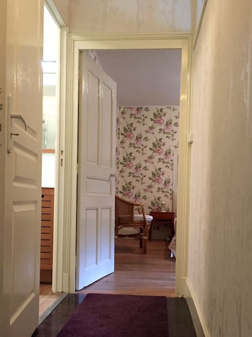 Entrance hall to the room &bathroom