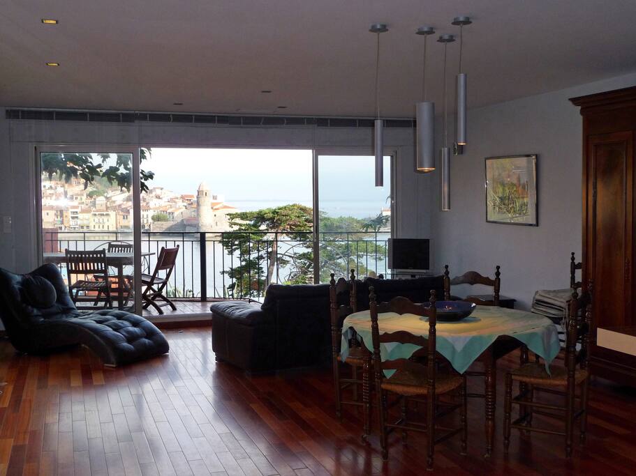 lounge