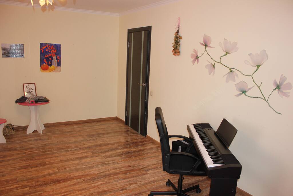 Piano in this room
