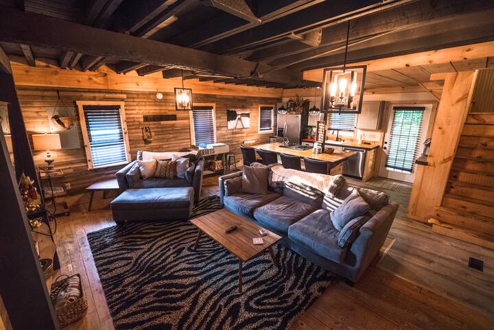 The Overlook/Cozy 2 bed/Hot Tub/Wood Stove/Firepit - Cabins for 