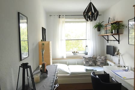 ruhiges & gemütliches Zimmer im Zentrum von Berlin