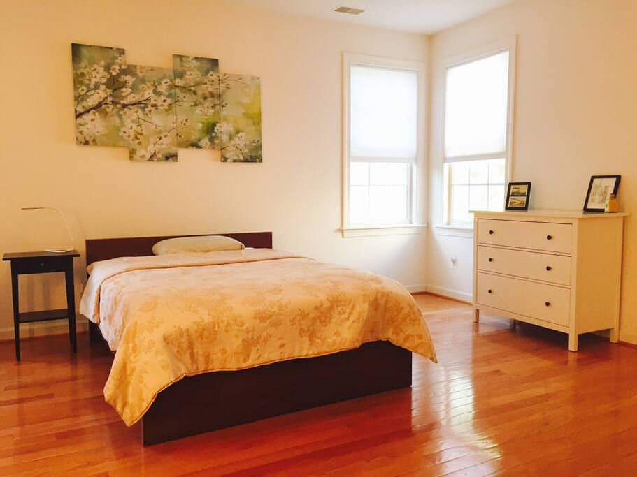 Clean and brightly lit room.