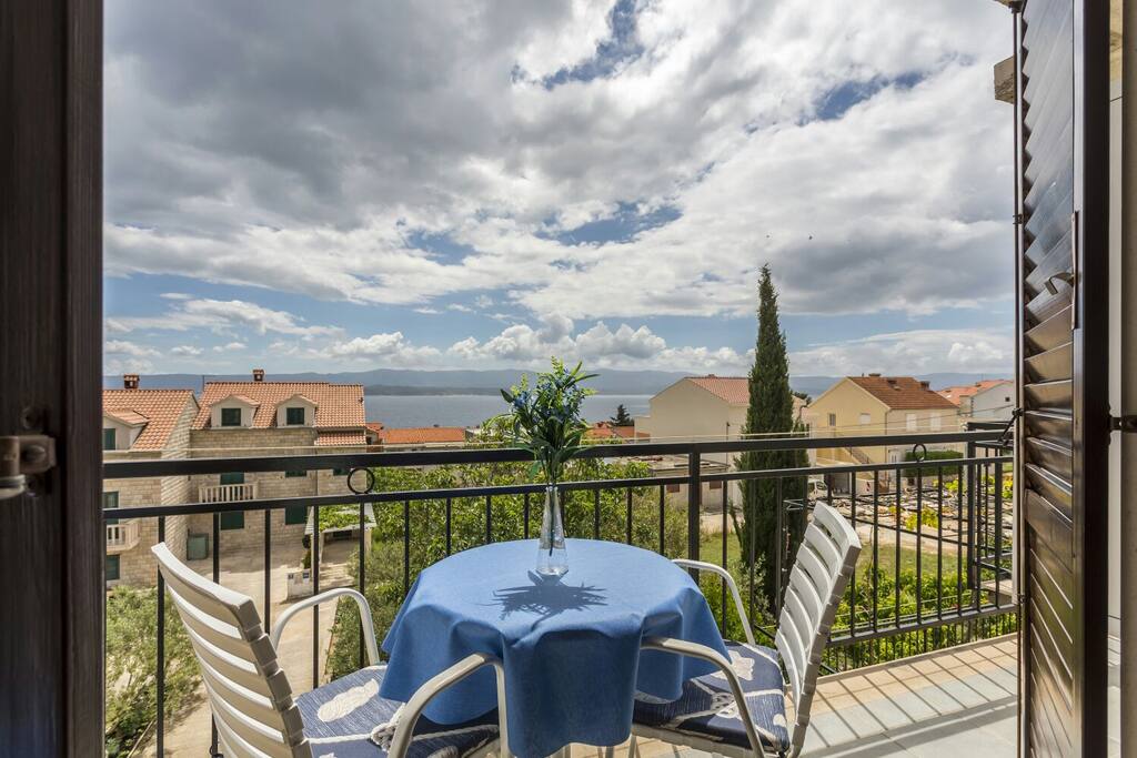 ˝We had a wonderful time at Danijel's place! The appartment is cosy, very clean and the view from the balcony is stunning.˝ - Rahel, October 2017