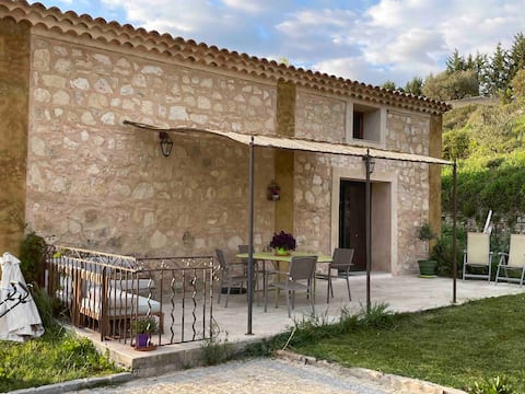 Aix-en-Provence Country House