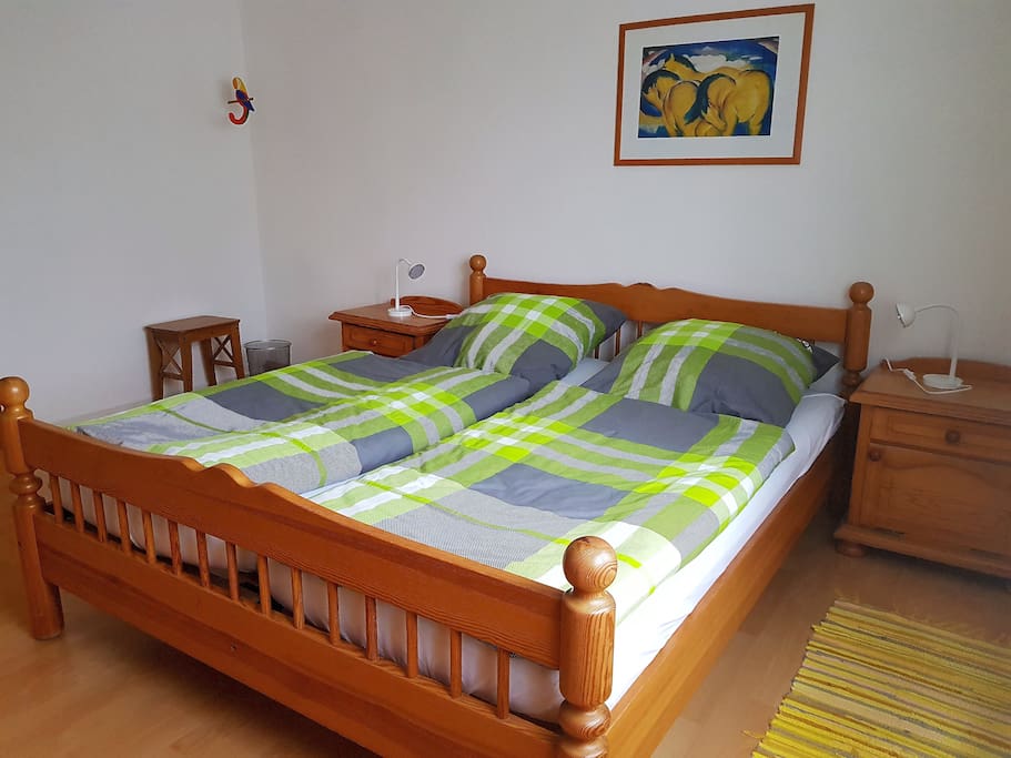 Schlafzimmer 1
Kinderbett ist möglich
