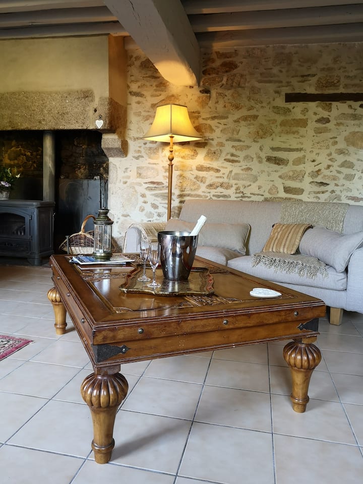 房客会收到欢迎礼包，如有需要，可以安排任何其他购物。 