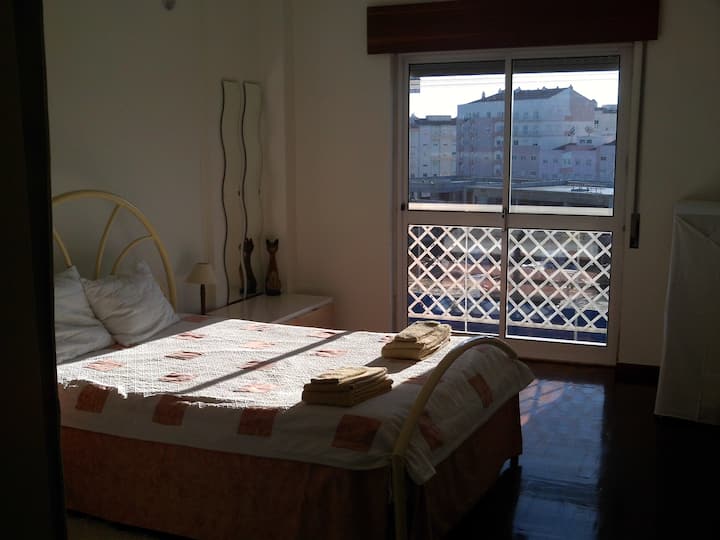 Room with balcony location, space & fair price Apartments for Rent