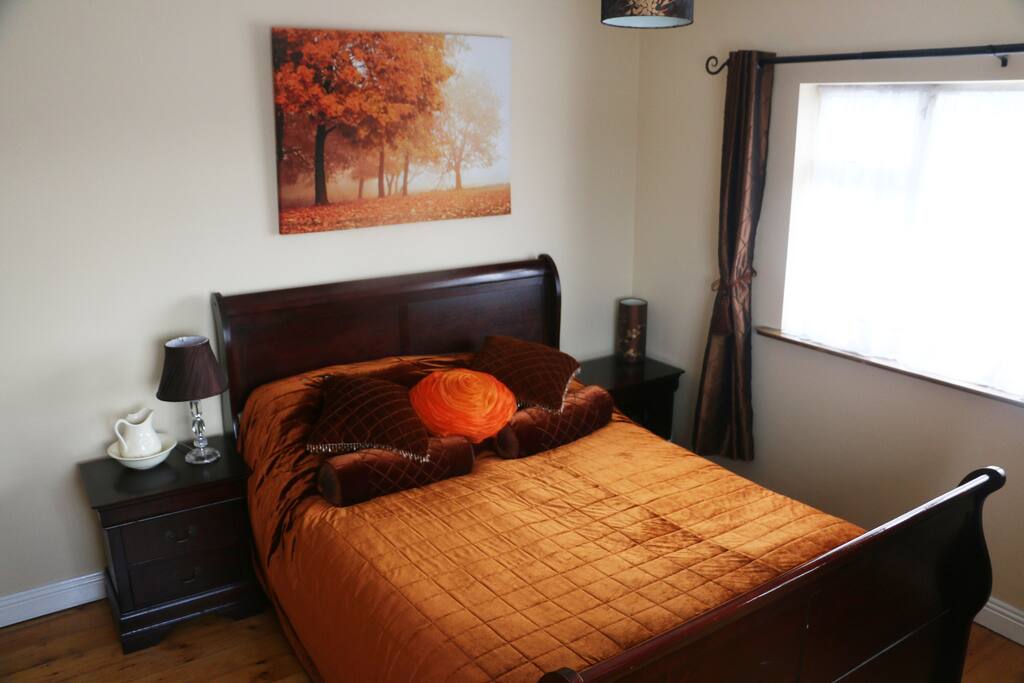 Autumn Room 1