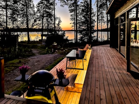 Niemi-Kapeen Sammal - modern cottage by the lake