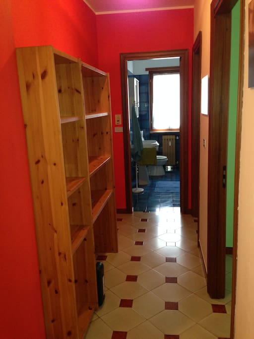 Il corridoio con l'accesso alle camere