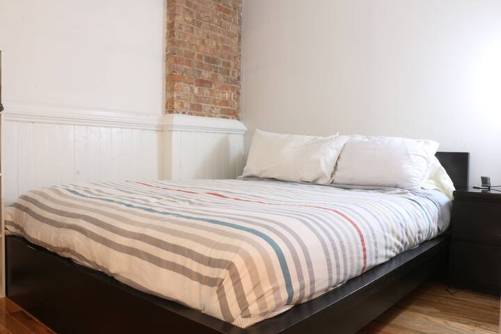 Chic Two Bedroom Loft gallery image 3