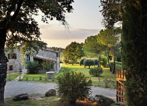 Villa in Chianti hills, 15% off on last July wk