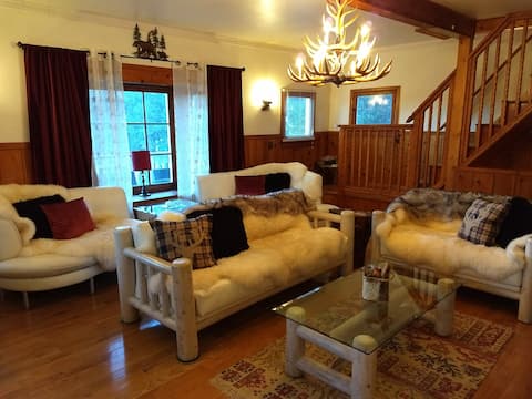 The 3 Bears Cabin - National Forest Adventure Pass