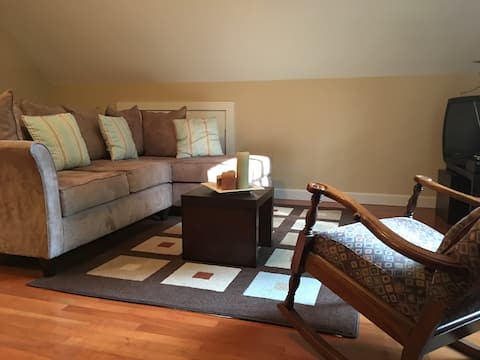 Studio Apartment with Convenient Access + Privacy