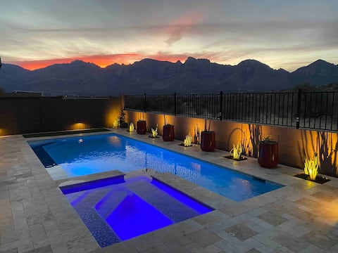 Pool Spa and Mountain Views!