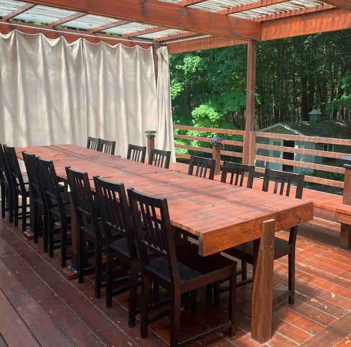 Leskard Holiday Als Homes Ontario Canada Airbnb Leskard Holiday Als Homes, Wooden Adirondack Chairs Canadian Tire Motorsport Park