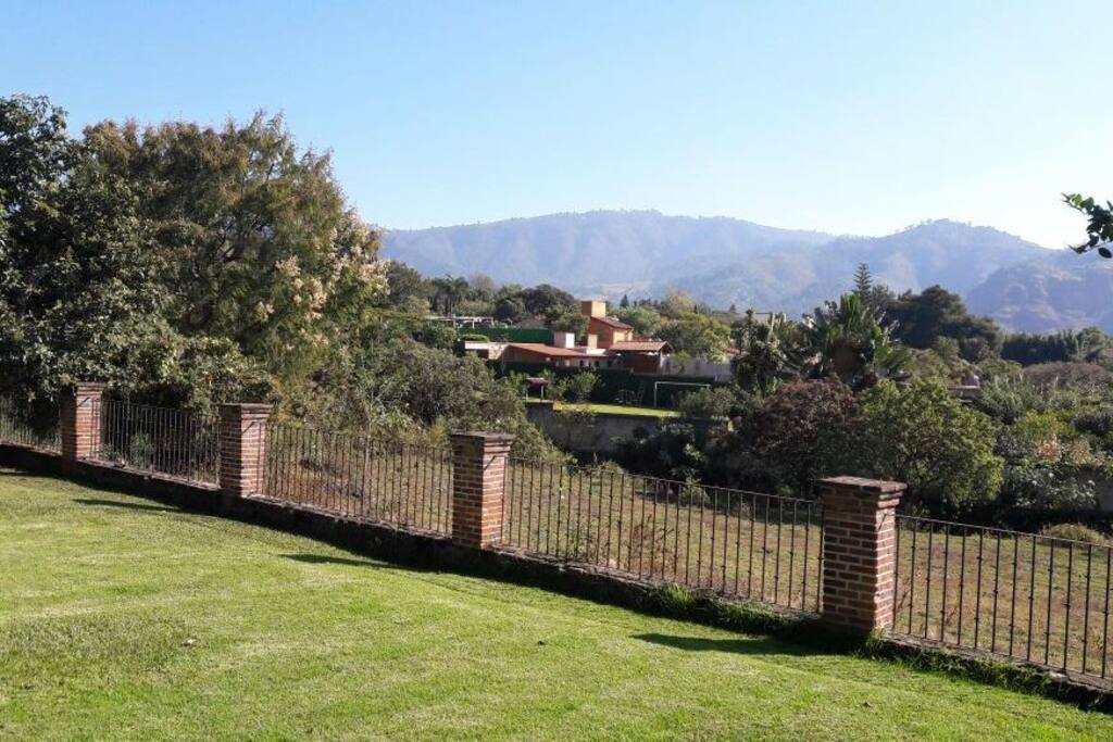 Vista a las montañas