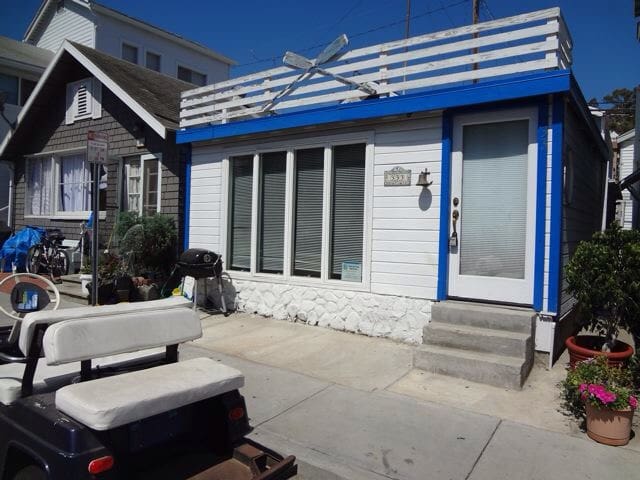 Sunny California Beach Cottage