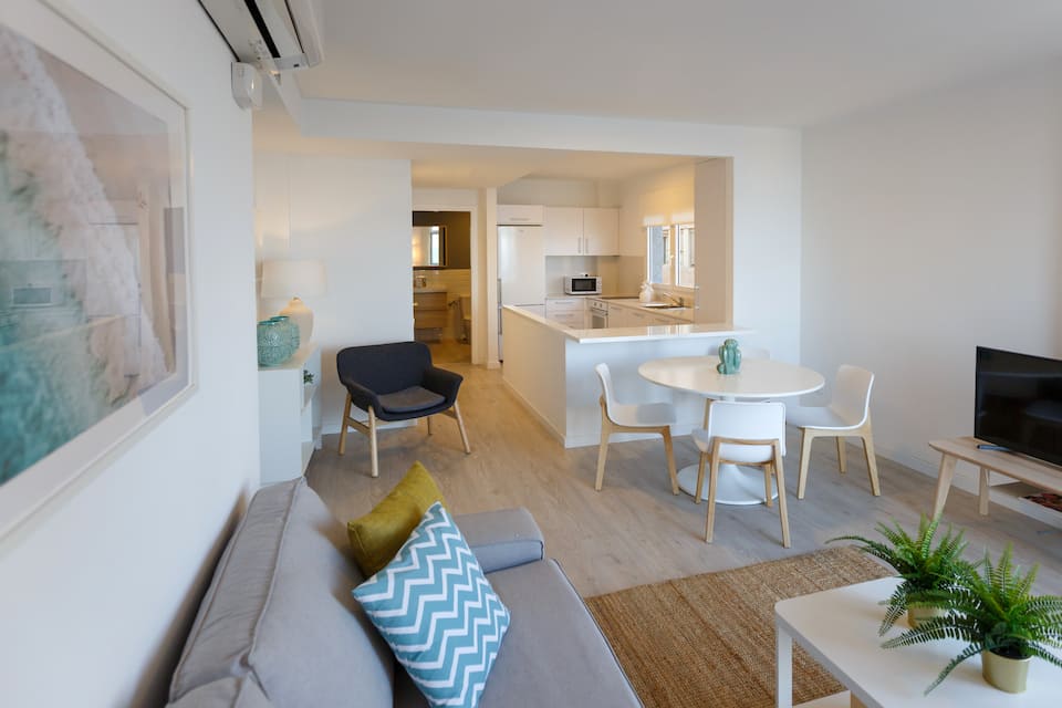 Beachfront apartment in Las Canteras S2 — foto 1