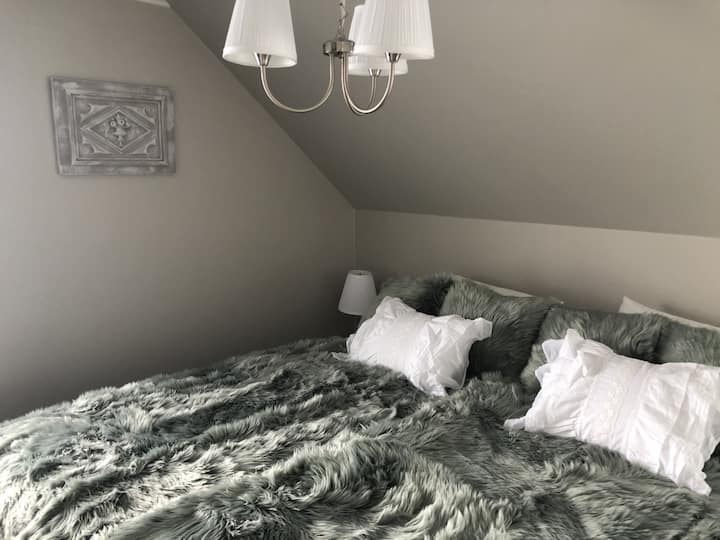 Bed 180x200 kamer Kartuizer